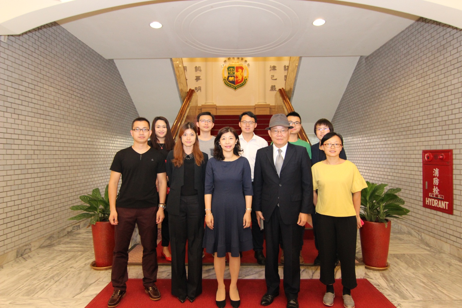 臺灣高檢署張熙懷檢察官陪同大陸旅台學人訪團蒞臨參訪 臺灣高檢署張熙懷檢察官陪同大陸旅台學人訪團蒞臨參訪