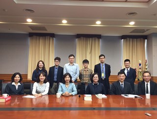 106年12月6日本學院蔡碧玉院長訪視司法官第57期第二階段院檢學習臺南學習組 106年12月6日本學院蔡碧玉院長訪視司法官第57期第二階段院檢學習臺南學習組