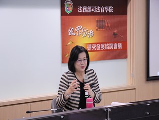 蔡碧玉院長主持會議 蔡碧玉院長主持會議