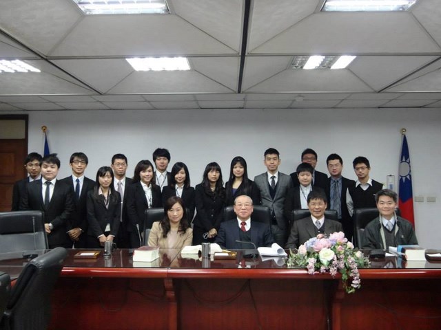 2014/01/02 President Lin visited apprentices of the 53rd Judiciary Class in Taiwan Taipei District Court and Taipei District Prosecutors Office