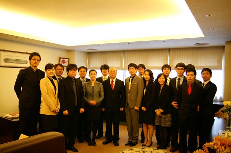 Professor Cha Haeng Jeon and Oh Yong Kyu along with 20 trainees from Judicial Research Training Institute of Korea visited JPTI on Jan. 10th 2012.