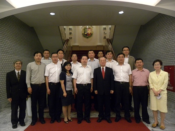 The delegation of Beijing Prosecutors Association led by deputy director Wang Yi Jiun, accompanied by the Prosecutors Association visited JPTI on June 20th, 2012, discussing the system of judicial training for prosecutors.