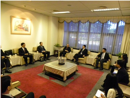 2013/9/24 Delegation of the Supreme People's Procuratorate of the People's Republic of China visited the Academy for the Judiciary