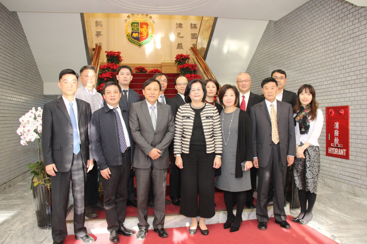 上海市法官協會拜訪本學院