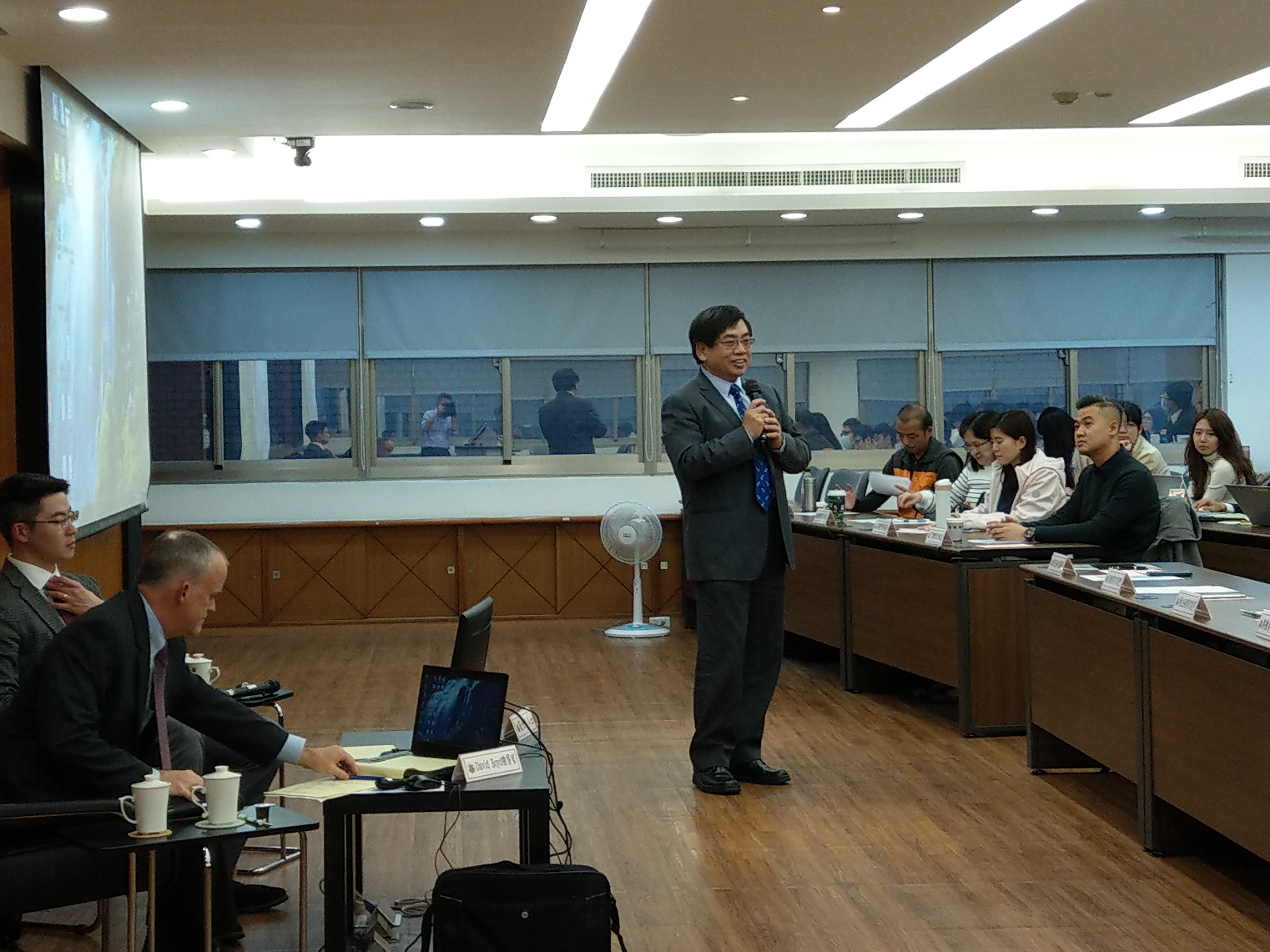 108年12月13日邀請美國聖塔克拉拉郡David Boyd檢察官專題演講：「科技偵查之美國經驗」照片02