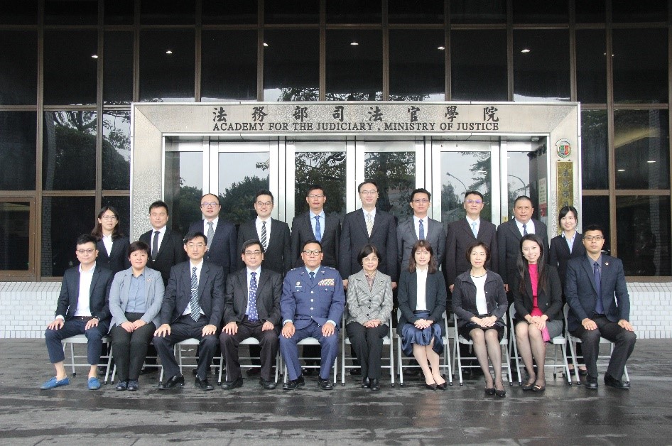 本學院於110年12月24日舉行軍法官調辦檢察事務官訓練班第3期學員結業典禮5