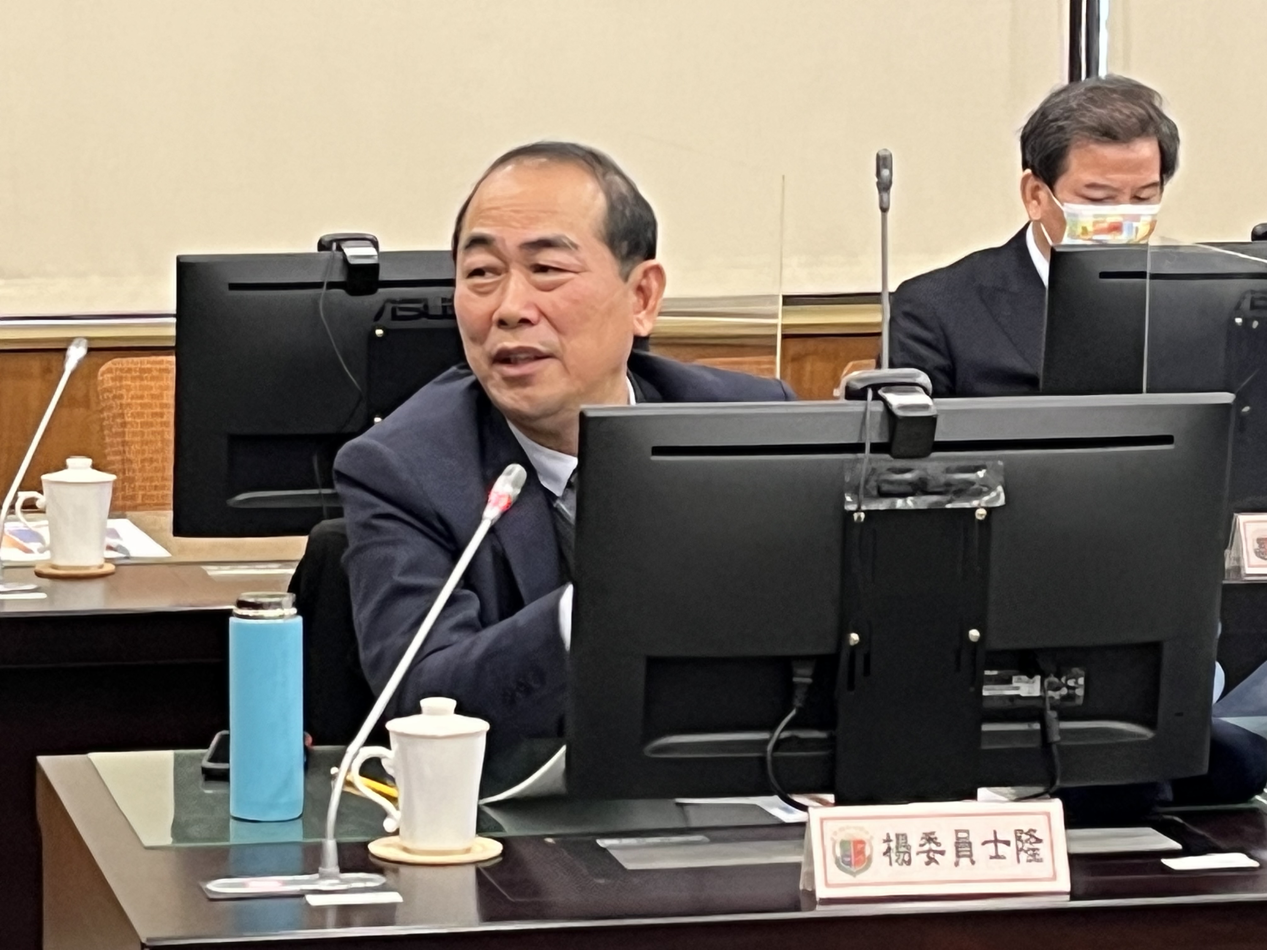 6.提案討論與交流互動