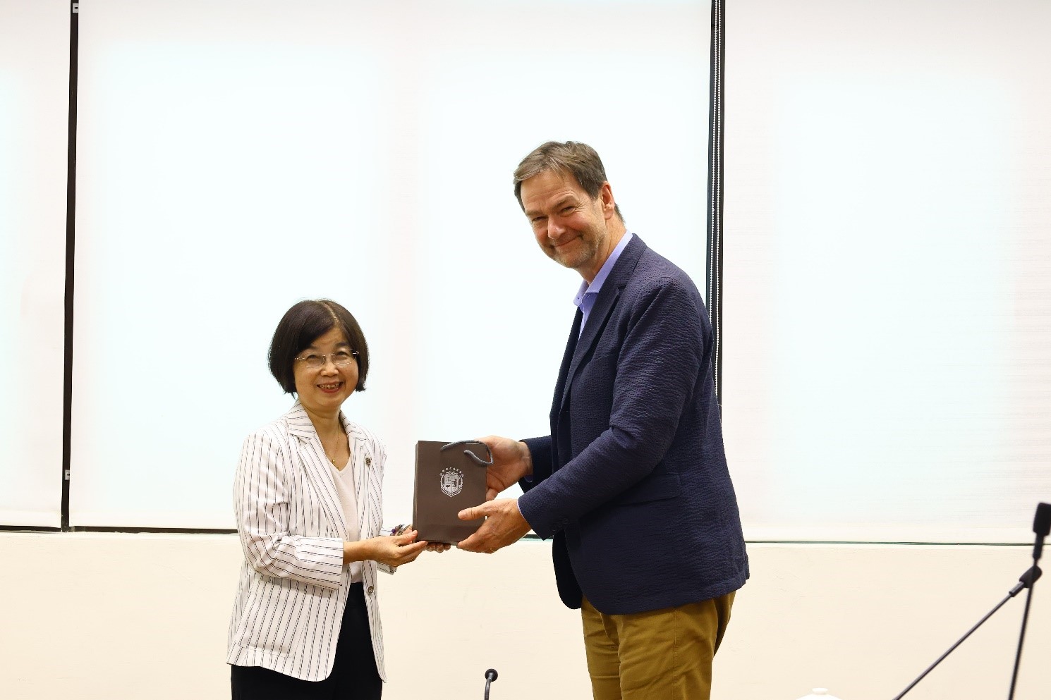 The International Association of Refugee and Migration Judges and the Taiwan Association for Human Rights visited AJMJ on July 12, 202403